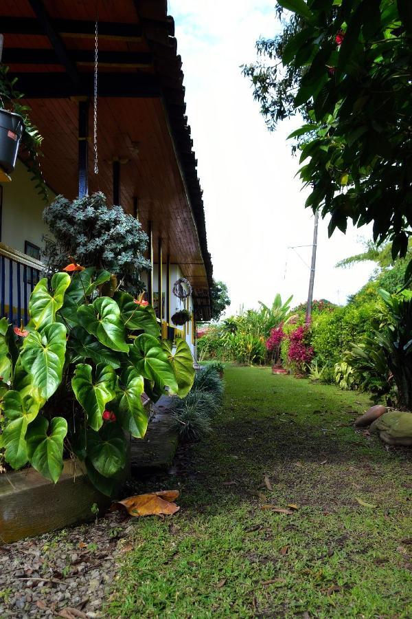 Casa Finca campesina Villa Luz Montenegro Esterno foto